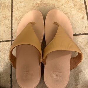 FitFlop Women's Beige Sandals